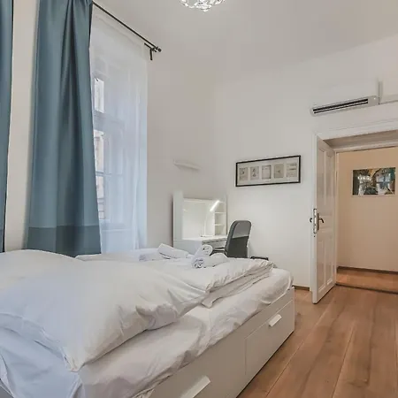 Heart Of Retreat 2 Apartament *