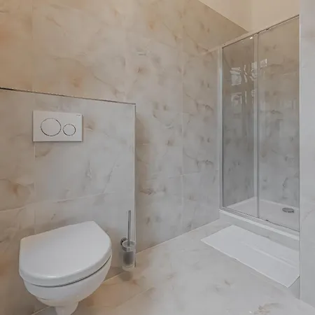 Appartamento Old Town Walkable Flat,kitchen, New Bathroom
