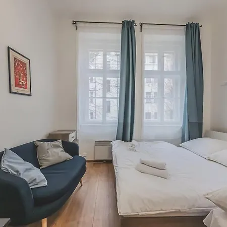 Old Town Walkable Flat,kitchen, New Bathroom Appartamento
